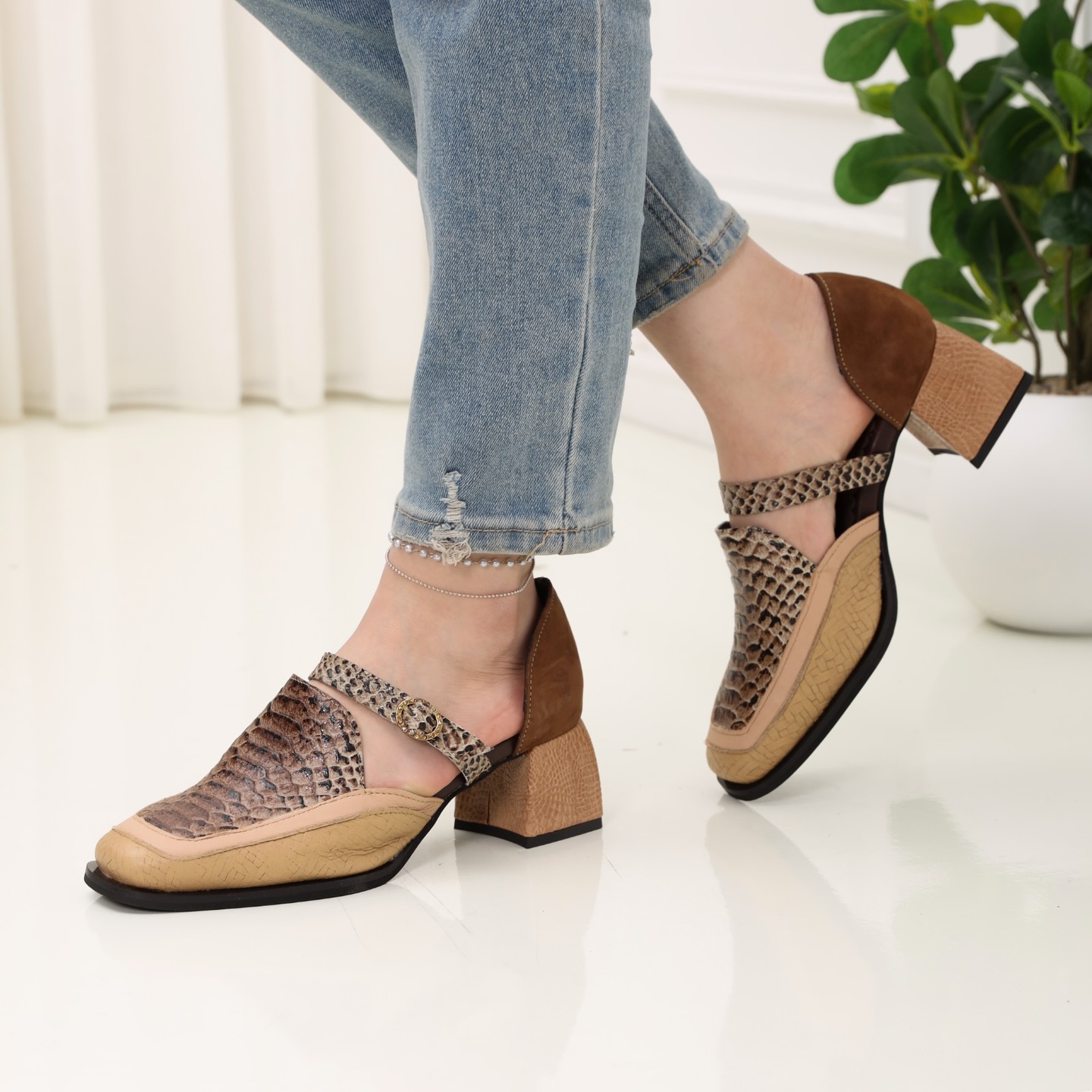 Camel Snake Slingback