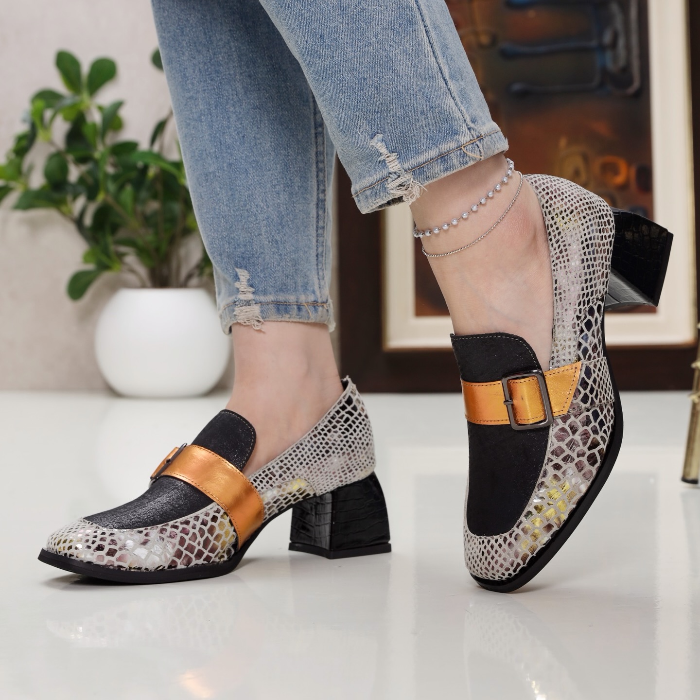 Black & Gold Brocade